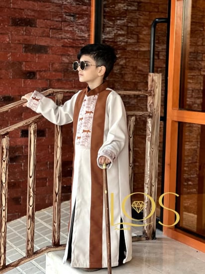 دقلة بالاسم