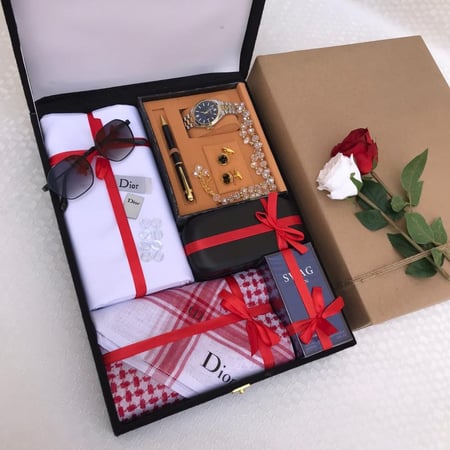 هدية رجالي بوكس ملكي 2025