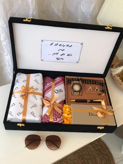 طقم رجالي مميز ماركة ديور