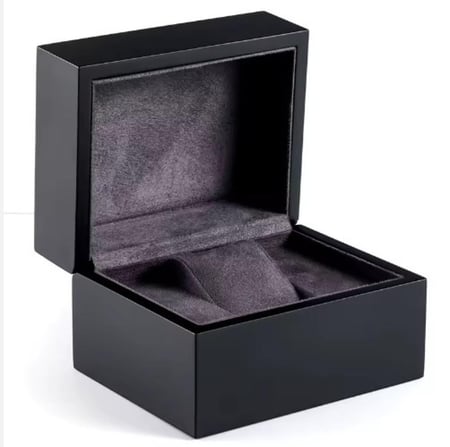 ساعة تري بورش نسائية