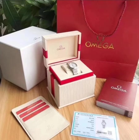 ساعة أوميجا رجالية