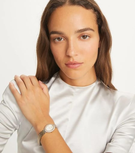 ساعة تري بورش نسائية