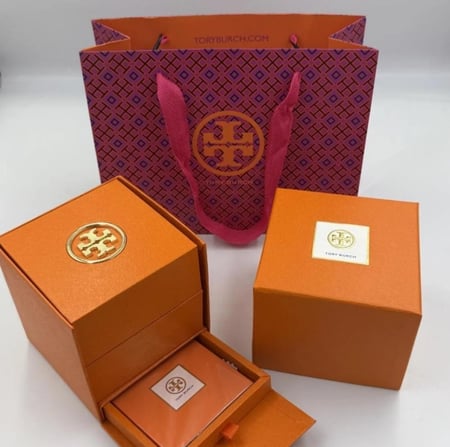 ساعة تري بورش نسائية