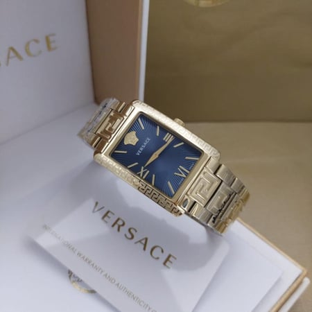 ساعة فرزاتشي نسائية بإطار أنيق