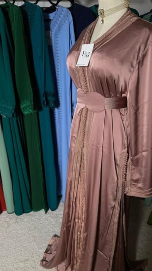 تكشيطة سهى بلون النود