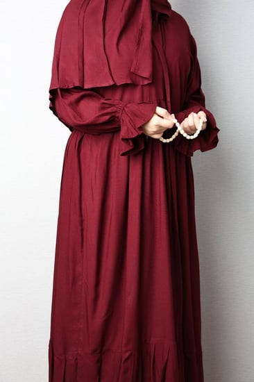 شرشف صلاه مفتوح من الوسط احمر