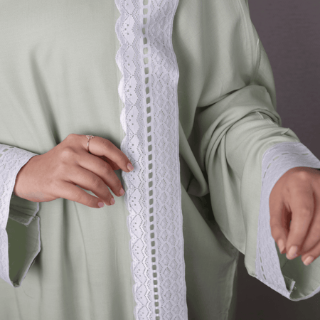 شرشف صلاة سادة مرد بطقطق لون فستقي