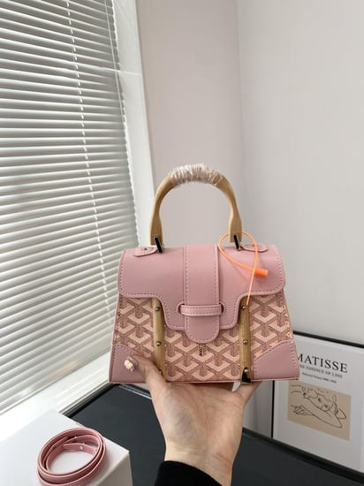بنك  - Saigon PM Bag