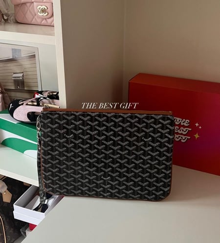Goyard Pouch