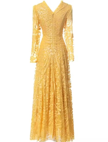 فستان فخم طويل تل اصفر مطرز بالترتر الأصفر