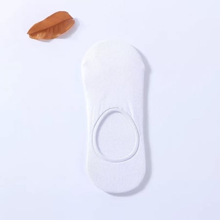 جوارب قطنيه (اللون الابيض)