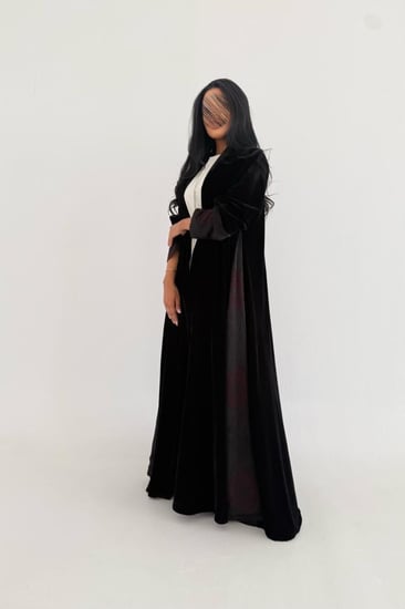 عباية مخمل مع حرير مغسول