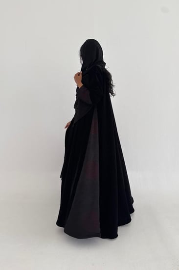 عباية مخمل مع حرير مغسول