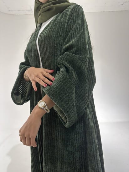 عباية صوف زيتي قصة ربع كلوش - خمرة