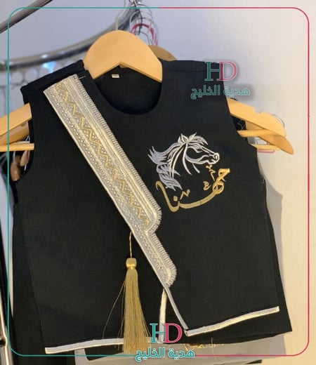 سديري البشت فضي