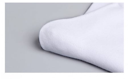 جوارب قطنيه (اللون الابيض)