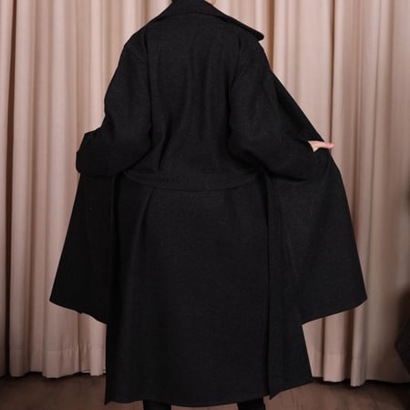 تصميم أنيق ودافئ يناسب جميع الإطلالات الشتوية