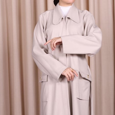 معطف شتوي من قماش الجوخ المخطط - إطلالة فريدة لفصل الشتاء