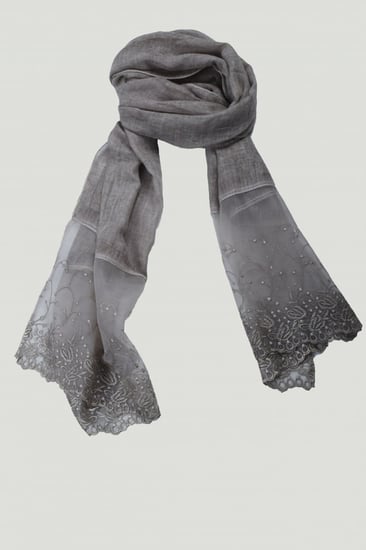 حجاب لينين بأطراف دانتيل من بلاك وينج