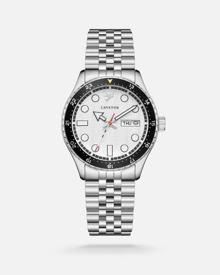 ساعة رجالية بتصميم عصري بلون فضي