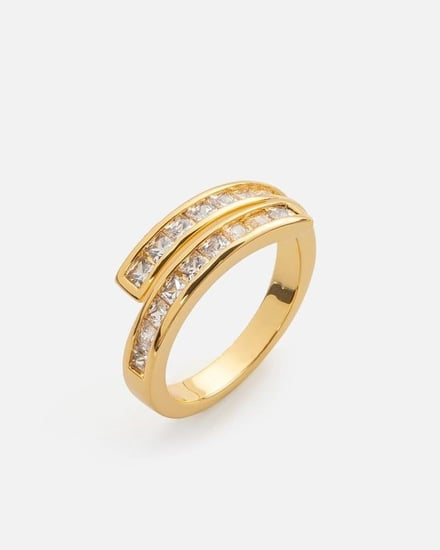 خاتم نسائي بتصميم كلاسيك بلون ذهبي