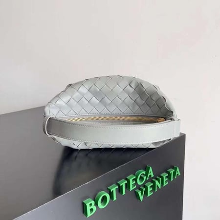 بوتيقا Wallace مقاس 22cm