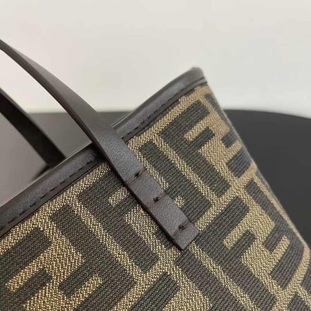 فندي ROLL مقاس 23cm