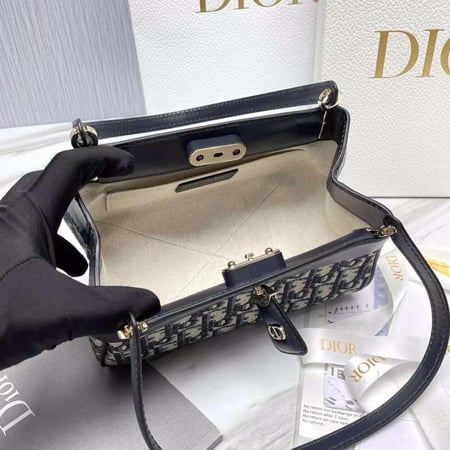 ديور key مقاس 22 cm