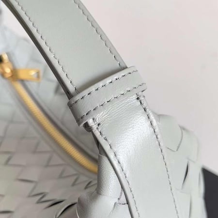 بوتيقا Wallace مقاس 22cm