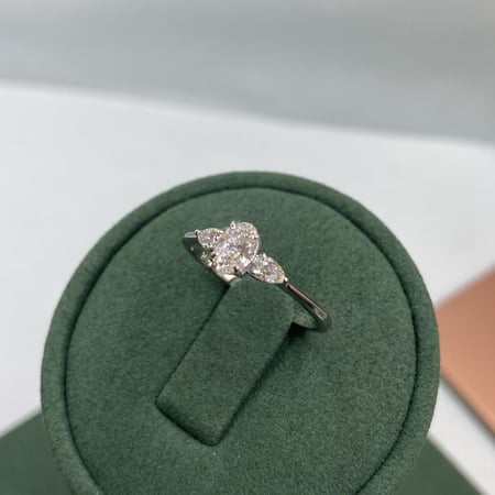 خاتم الماس سوليتير ثري ستون بوزن 0.60 قيراط