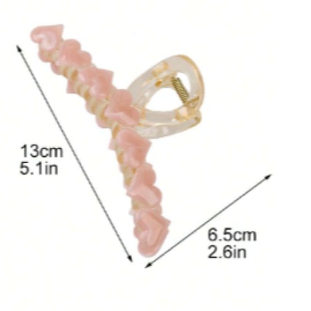 مشبك شعر بتصميم قلب