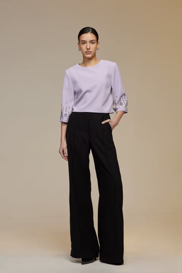 بلوزة موف اكمام مطرزه