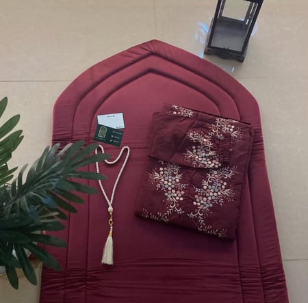 طقم صلاه مريح - عنابي