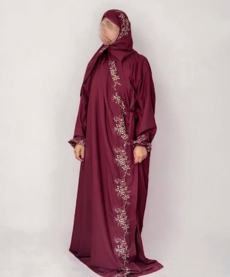 شرشف صلاه عنابي مطرز