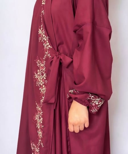 شرشف صلاه عنابي مطرز