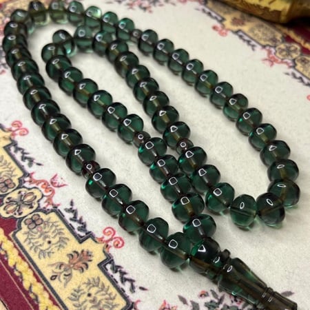 مسباح زعفران فواح أخضر زيتي(دروي). الشكة: كركوشة تفصيل يدوي