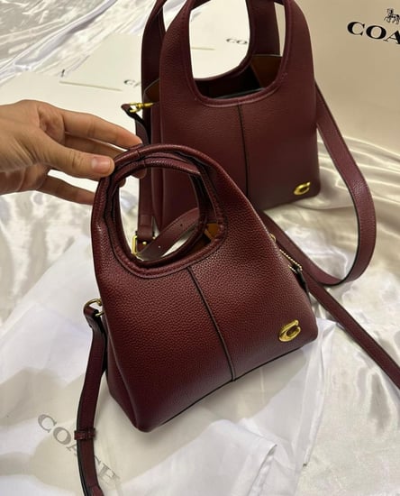 شنطه كوتش برغندي