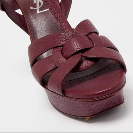 كعب سان لوران عنابي مطفي