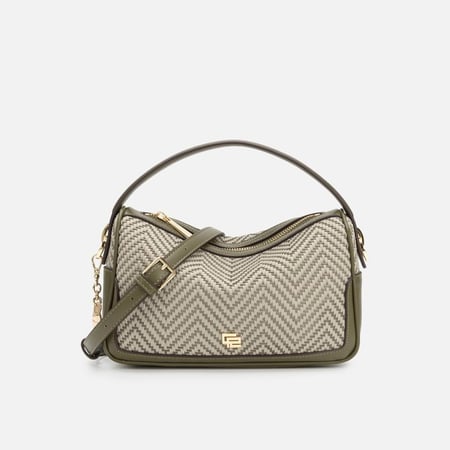 شنطة يومية بالوان مختلفة