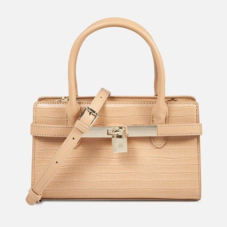 شنطة كاجوال بألوان مختلفة