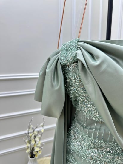 فستان سهرة لون تيفاني راقي