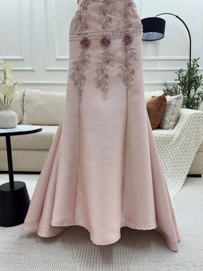 فستان سهرة  لون وردي توب ..