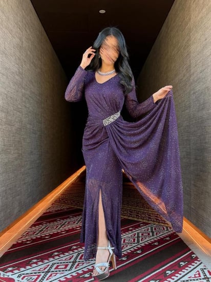 فستان سهرة دانتيل بنفسجي فخم