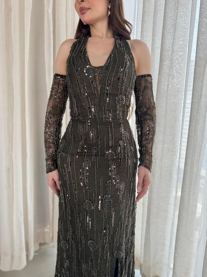 فستان سهرة  دانتيل فاخر بلون زيتي