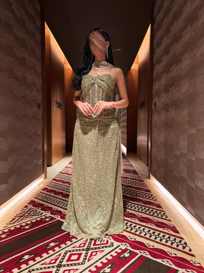 فستان سهرة مطرز حديث وراقي