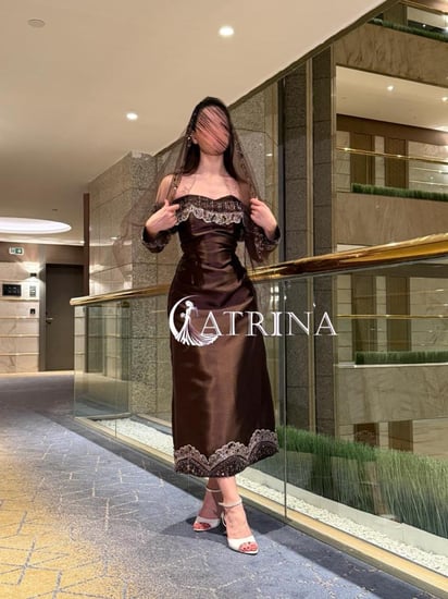 جلابية فاخره بلون الشكولاتة