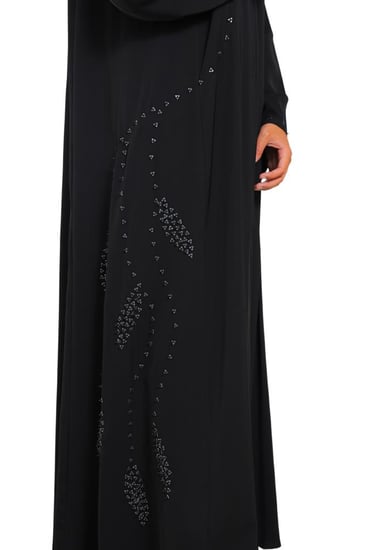 عباية حرير مطرزة 1160501