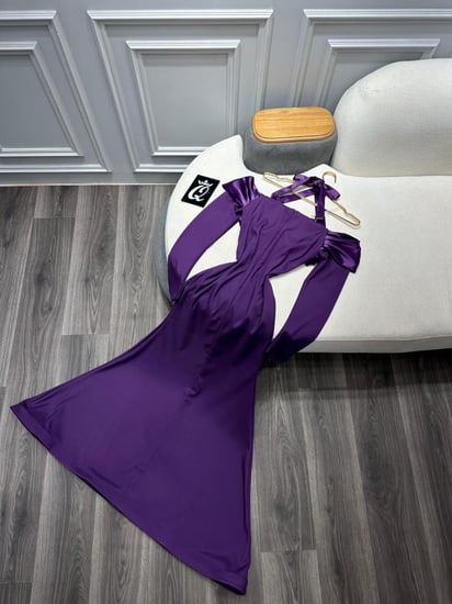 فستان ناعم بقصه اوف شولدر