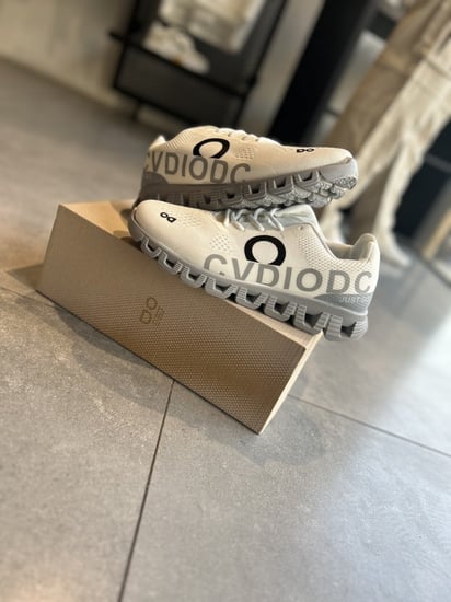 حذاء  dq on running