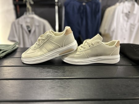 حذاء رياضي رجالي